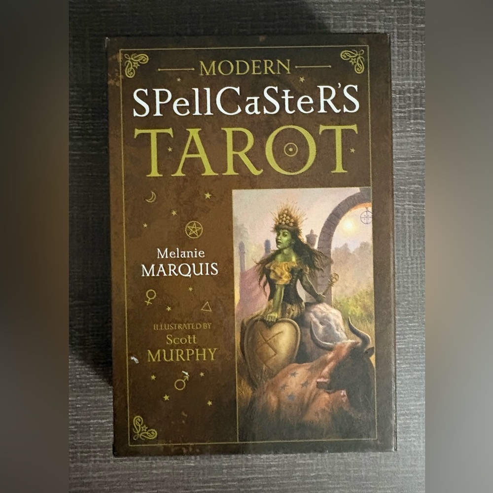 Modern Spellcaster's Tarot Deck